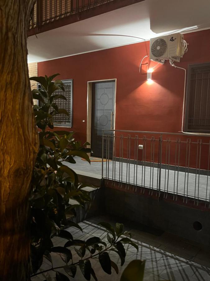 Casa Del Credente Apartment Madonna dell'Arco ภายนอก รูปภาพ