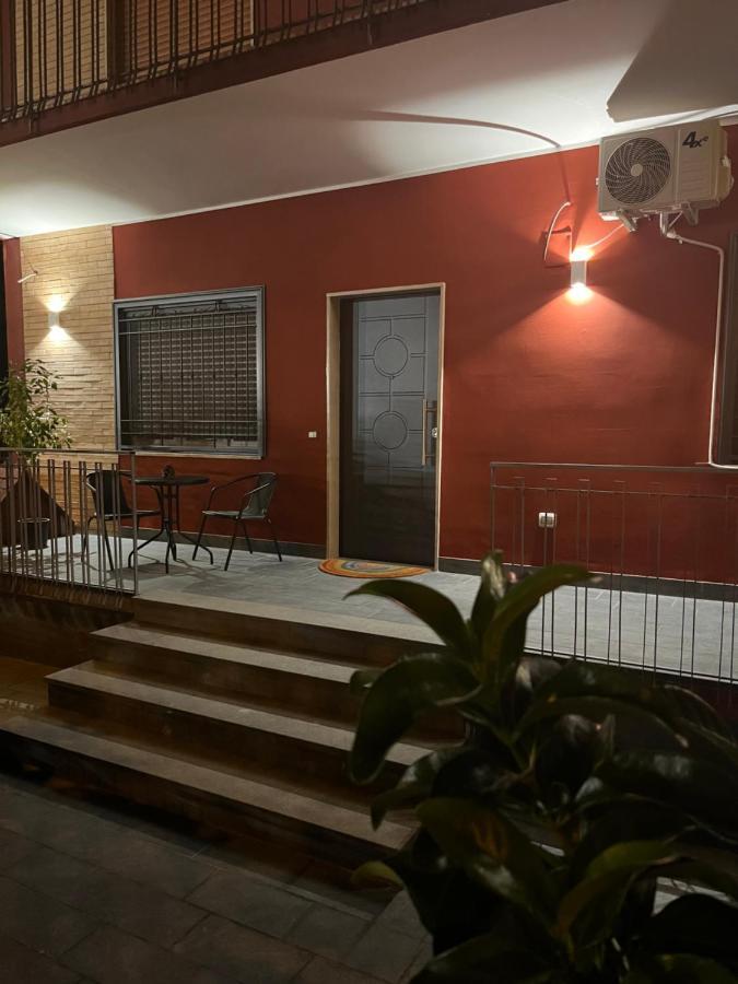 Casa Del Credente Apartment Madonna dell'Arco ภายนอก รูปภาพ